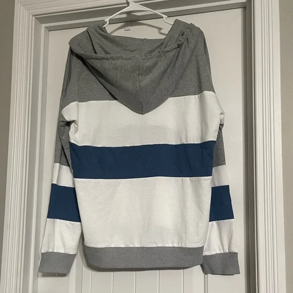 ✨NWOT✨ Women's Colorblock Hoodie - Picture 3 of 9